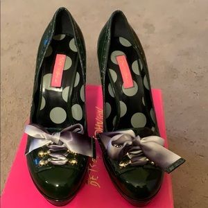 Betsey Johnson heels gossip girl